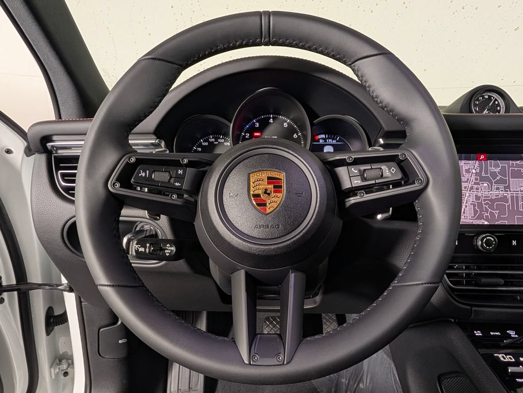 New 2026 Porsche Macan AWD/4WD image 35
