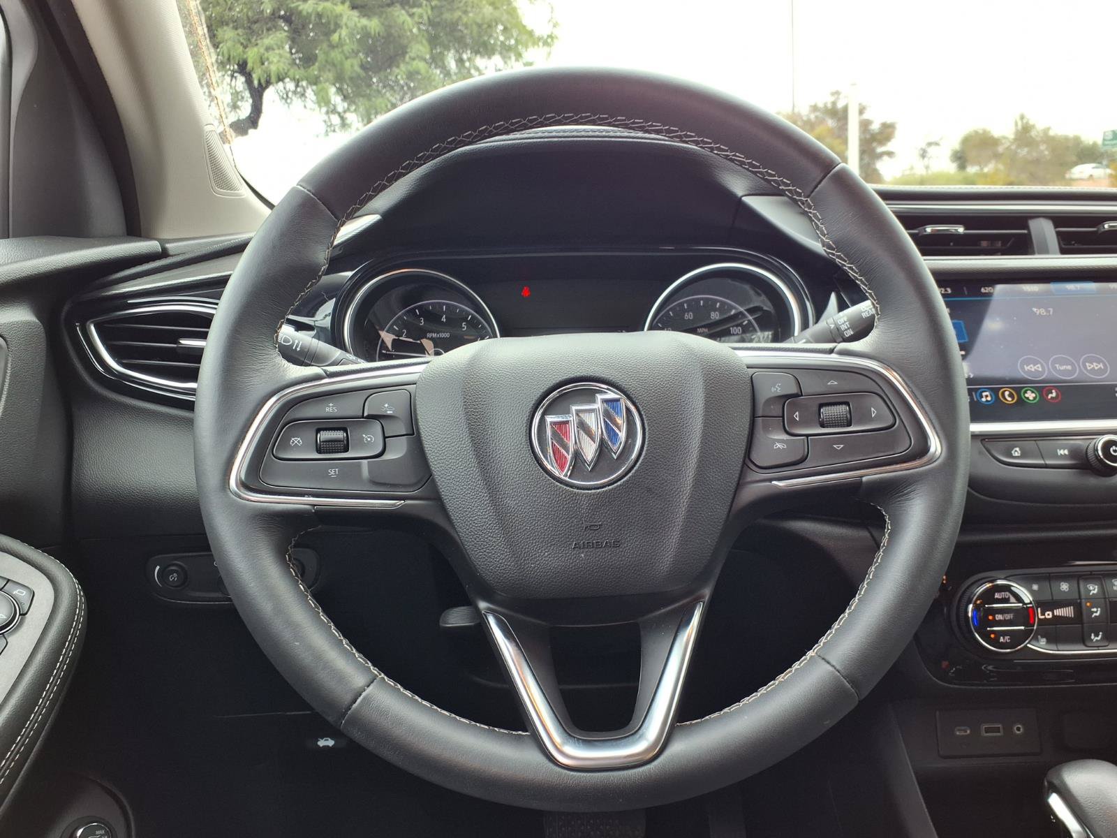 Used 2023 Buick Encore GX Select w/ Sport Touring Package FWD image 17