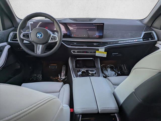 New 2026 BMW X5 xDrive50e w/ M Sport Package AWD/4WD image 15