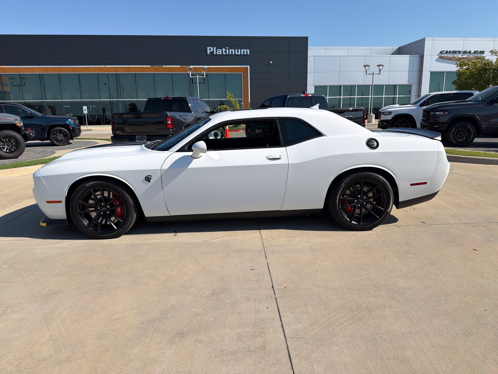 Used 2023 Dodge Challenger SRT Hellcat RWD image 2