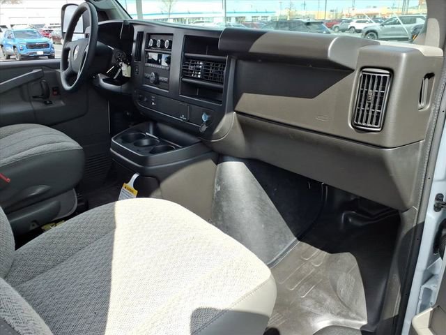 New 2026 Chevrolet Express 2500 w/ Communications Package image 7
