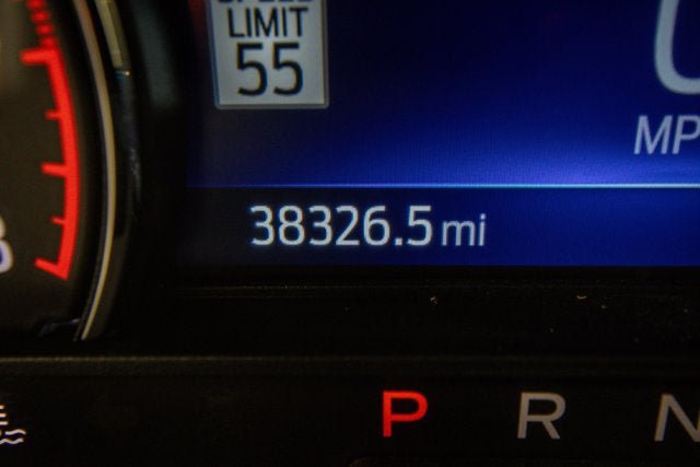 Used 2023 Ford Explorer XLT w/ Equipment Group 202A AWD/4WD image 24