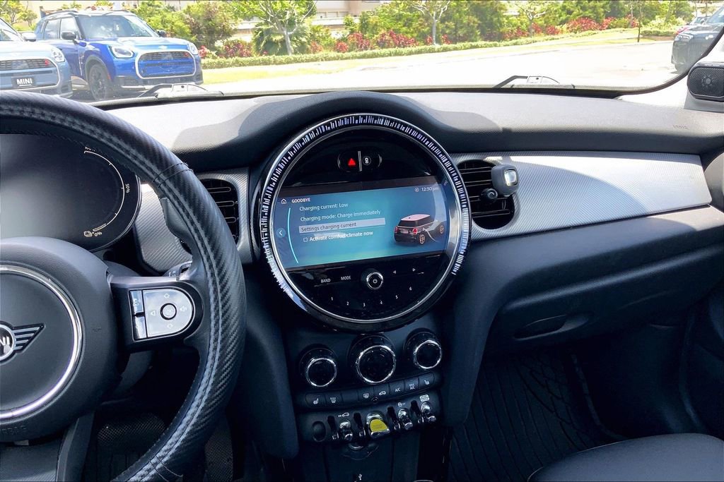 Certified 2023 MINI Cooper SE FWD image 7