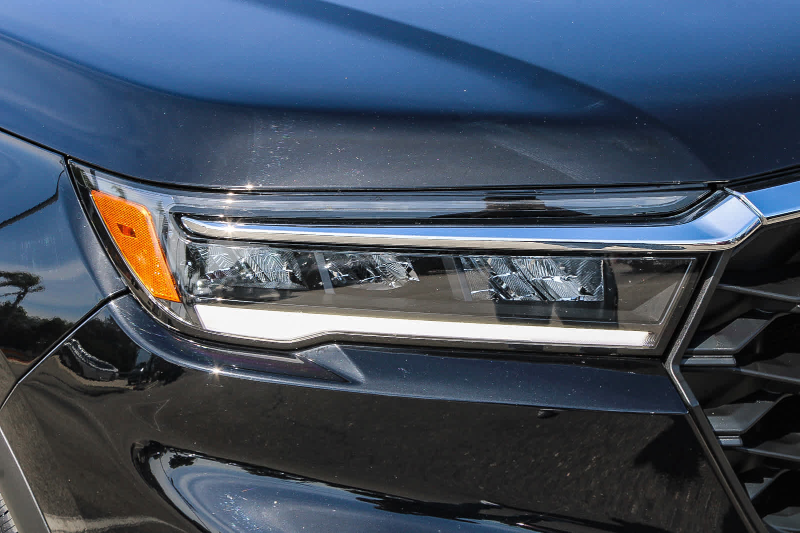 Certified 2023 Honda Pilot EX-L image 4