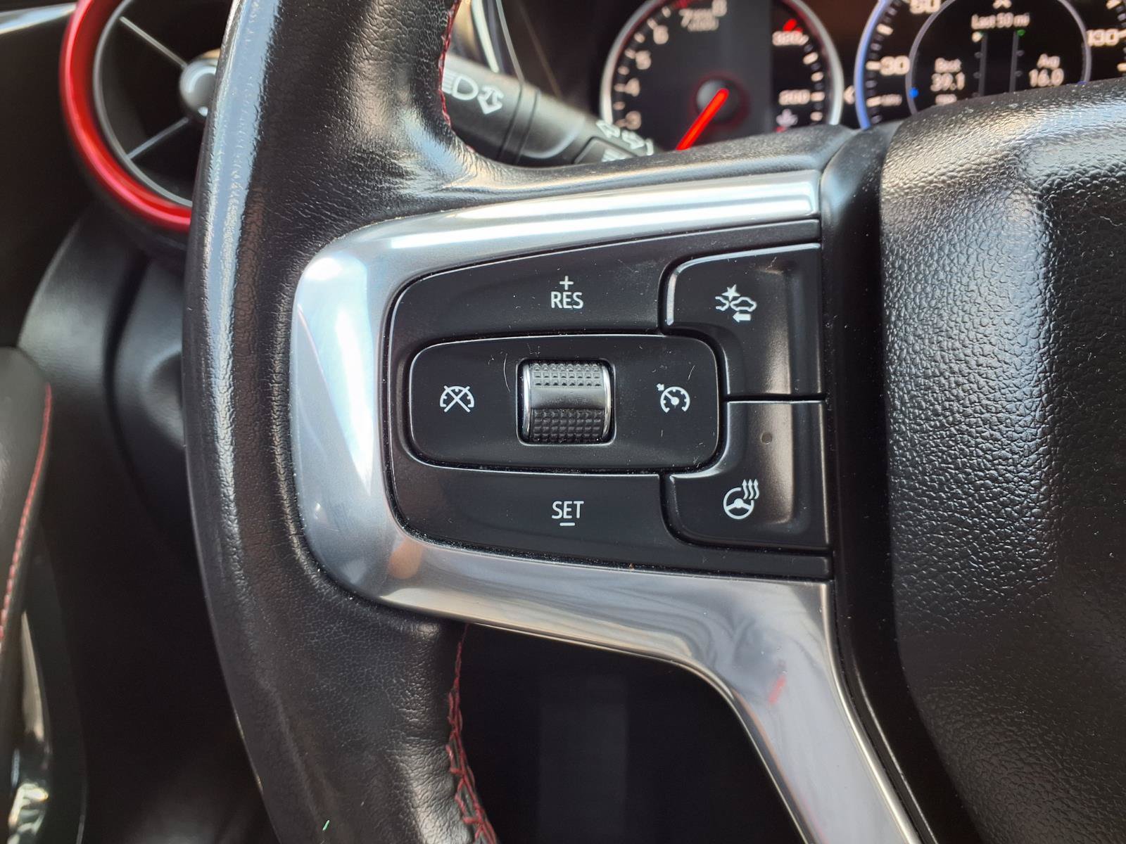 Used 2019 Chevrolet Blazer RS FWD image 17