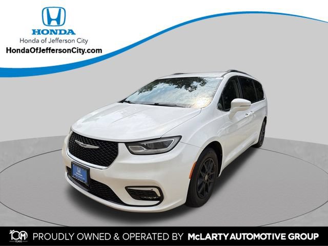 Used 2022 Chrysler Pacifica Touring-L