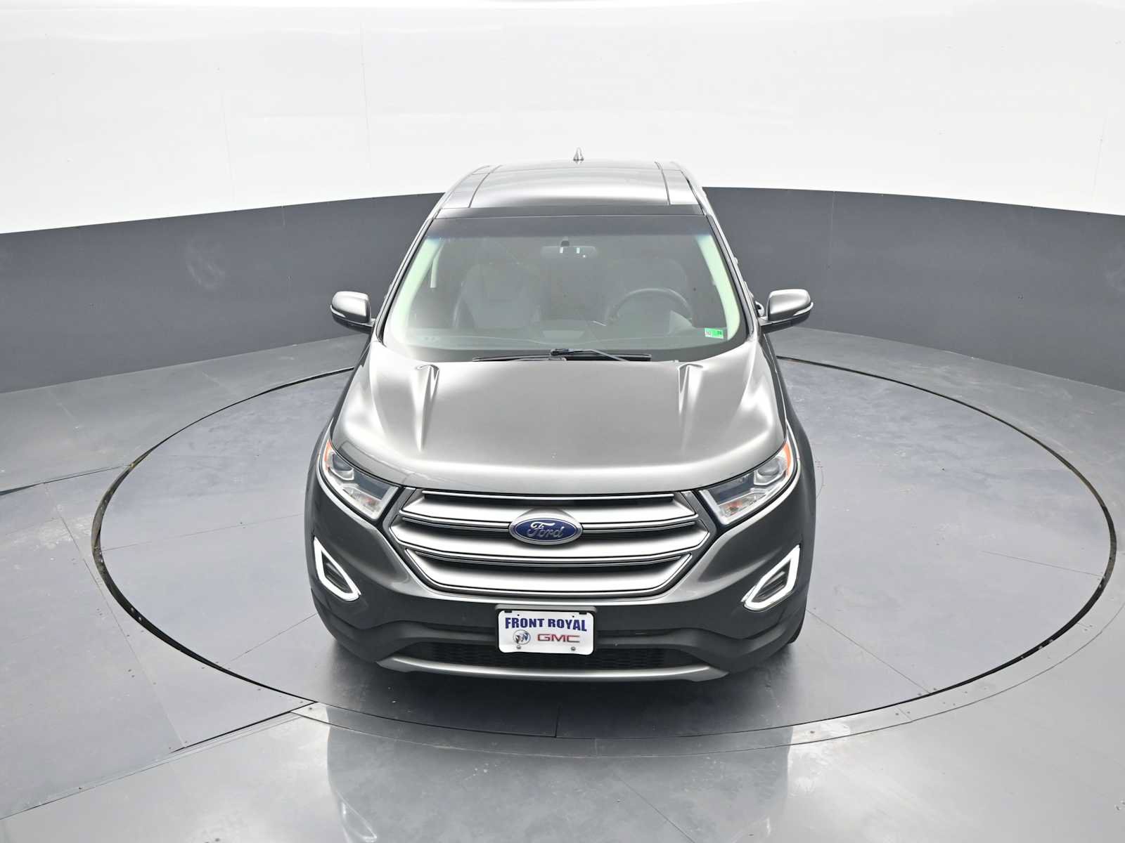 Used 2018 Ford Edge Titanium w/ Equipment Group 301A AWD/4WD image 35