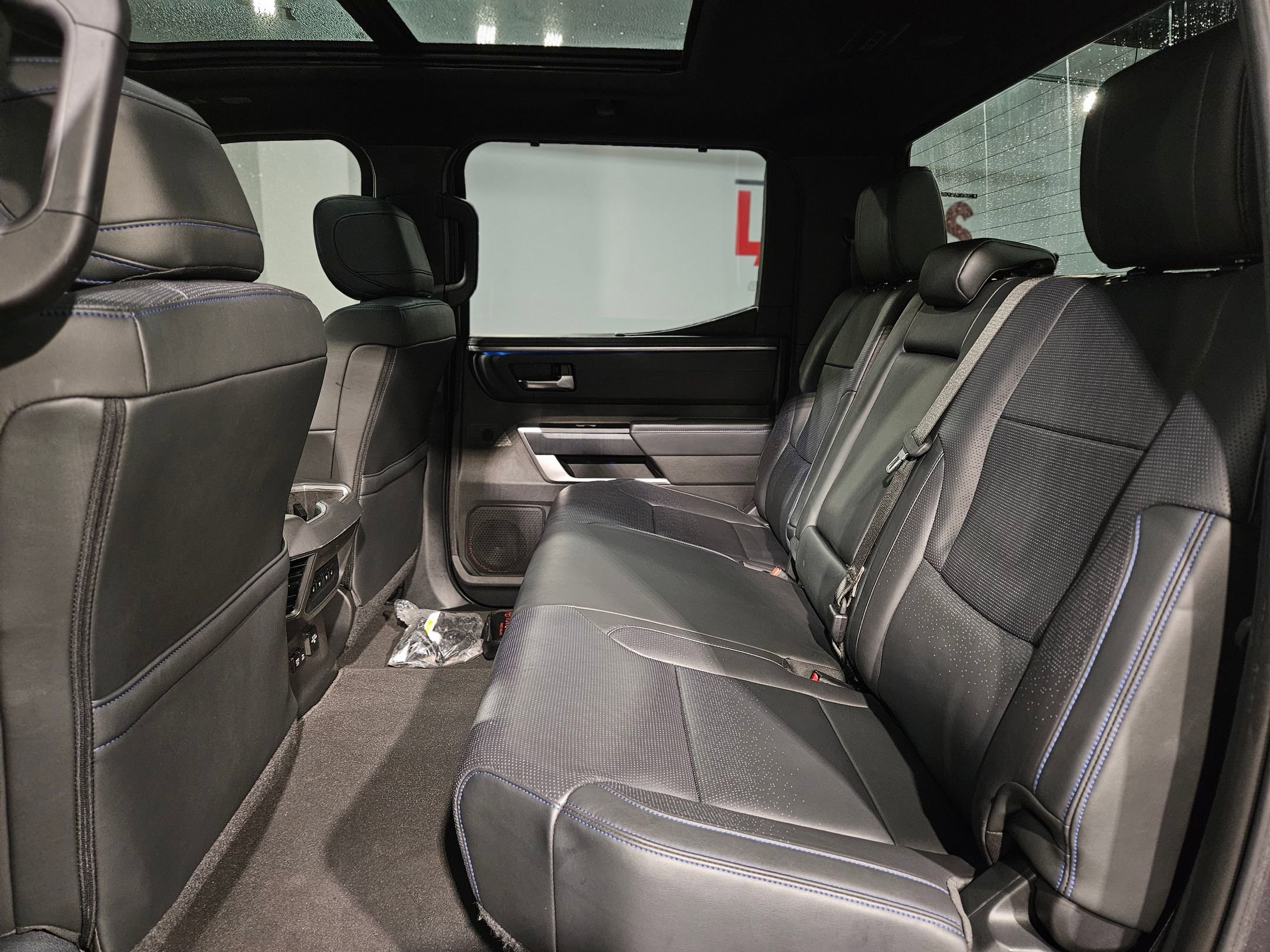 Used 2022 Toyota Tundra Platinum image 37