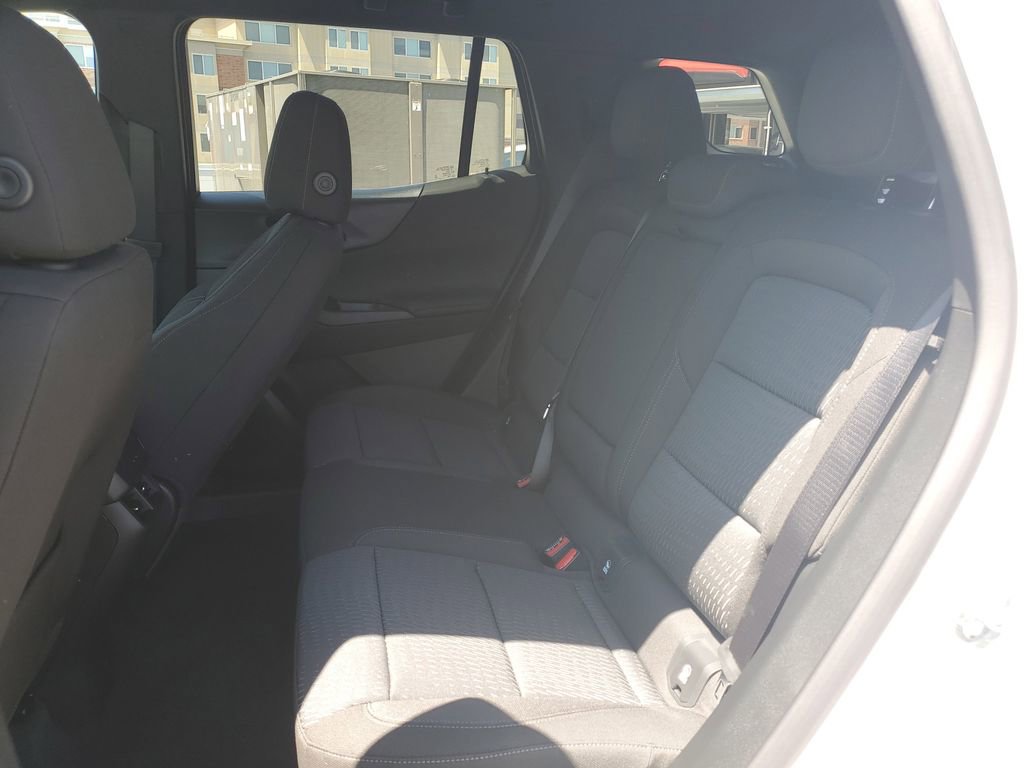 New 2026 Chevrolet Equinox LT w/ Midnight Edition FWD image 13