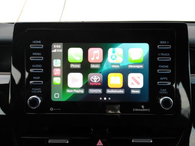 Used 2022 Toyota Camry SE image 9