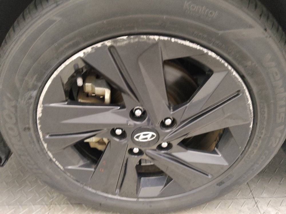 Used 2021 Hyundai Elantra SEL FWD image 31