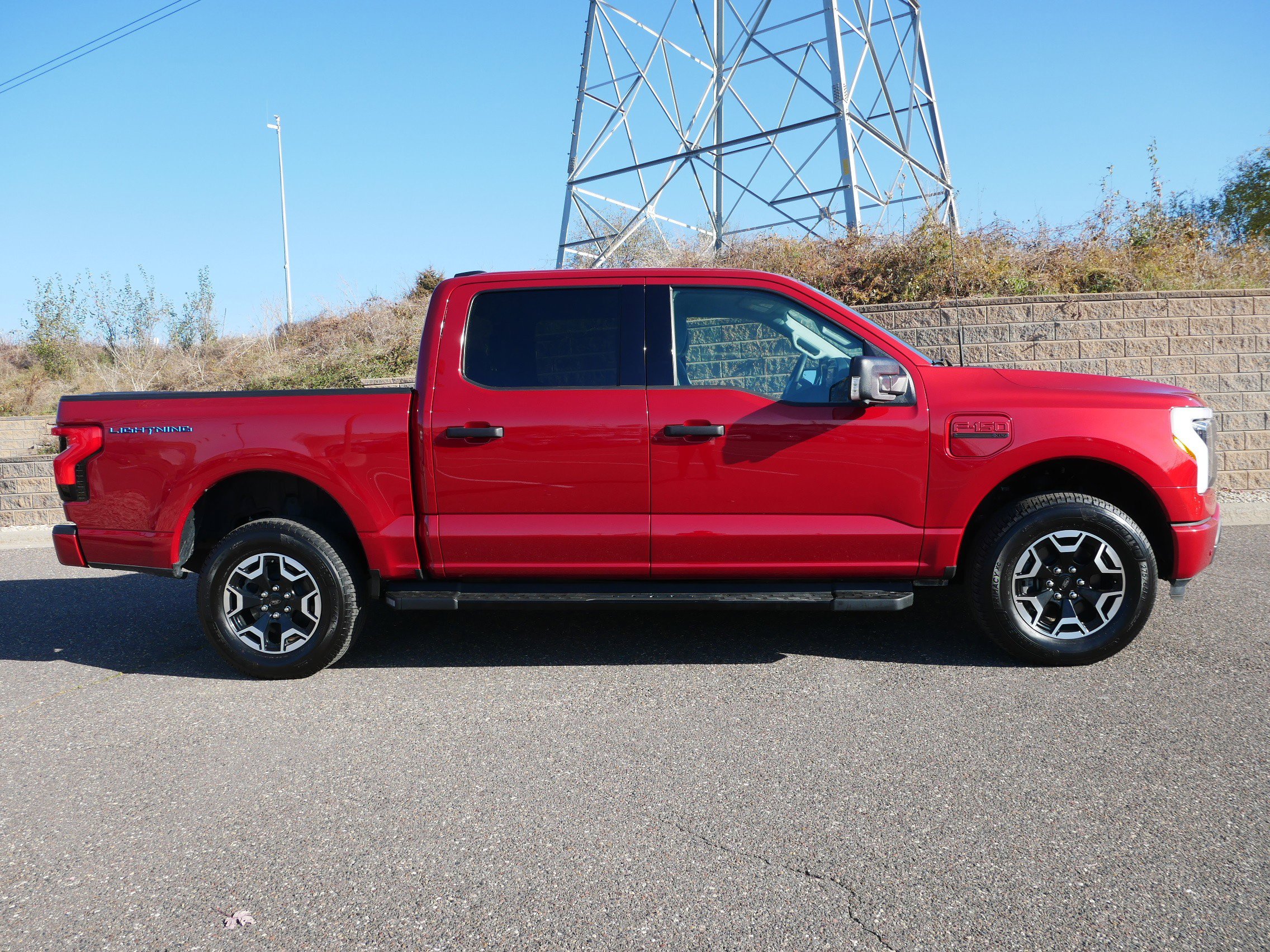 Certified 2023 Ford F150 Lightning XLT w/ Max Trailer Tow Package image 7