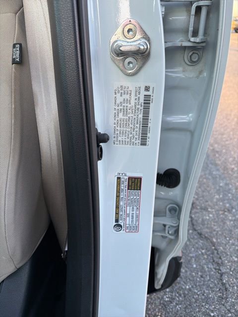 Used 2017 Honda CR-V EX image 28