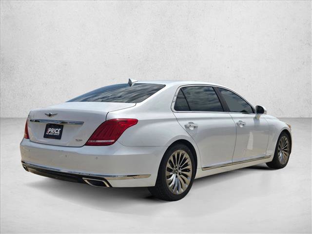 Used 2019 Genesis G90 3.3T Premium RWD image 5