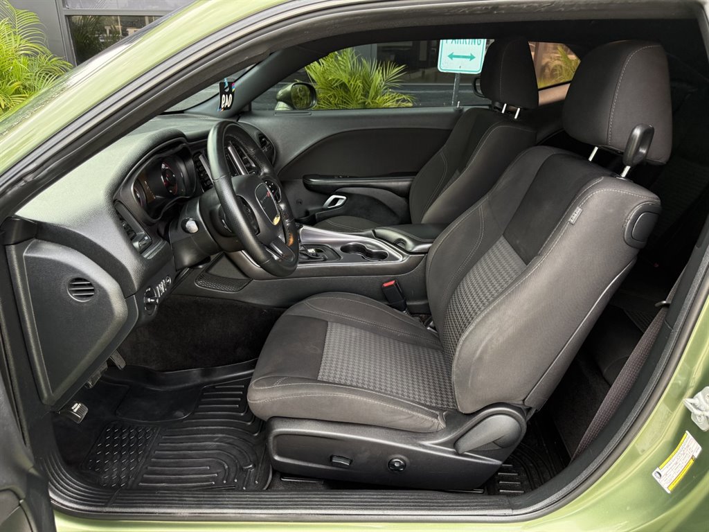 Used 2018 Dodge Challenger SXT w/ Blacktop Package RWD image 13