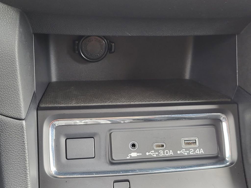 Certified 2025 Subaru Ascent Premium image 25