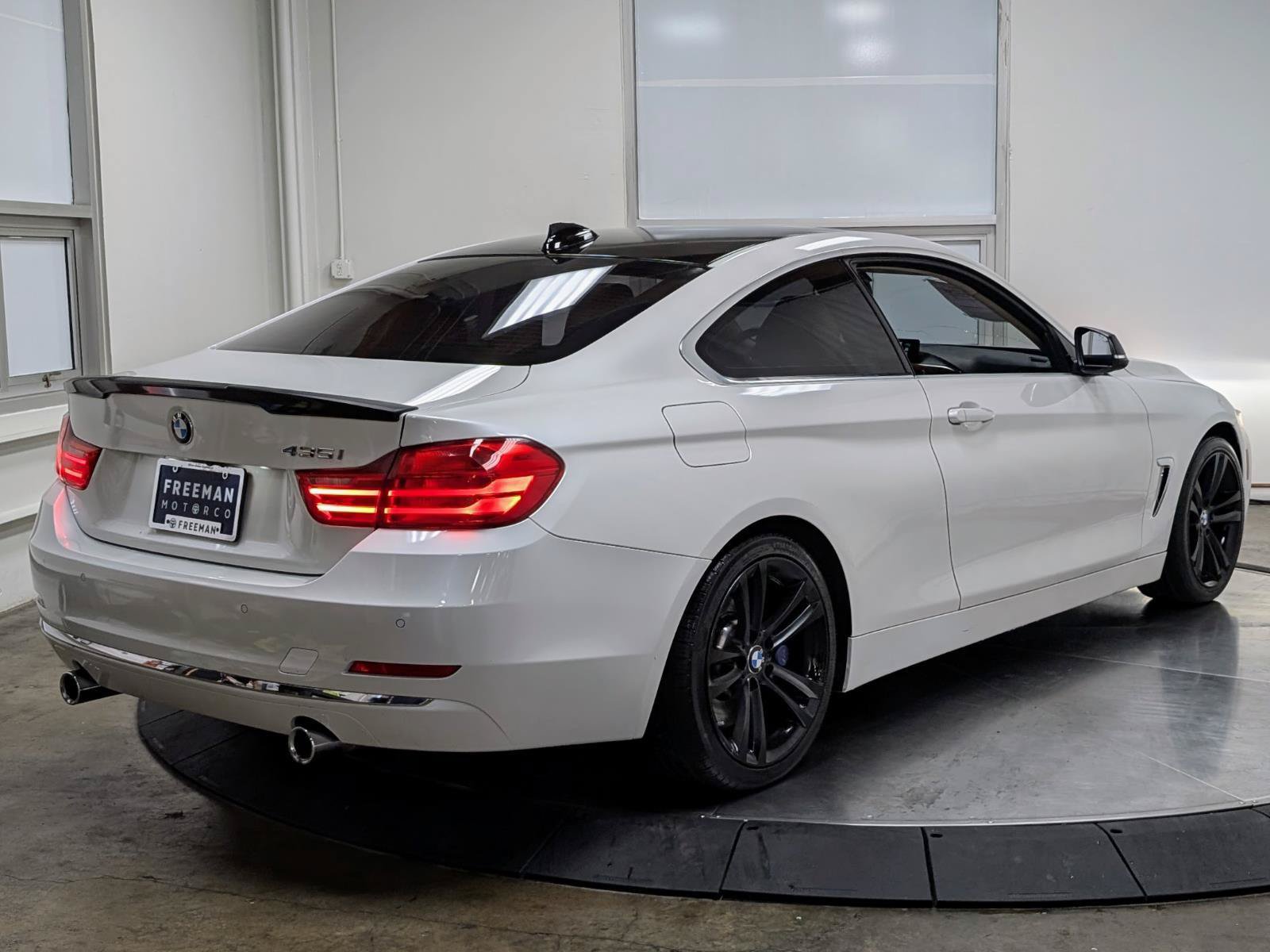 Used 2015 BMW 435i Coupe w/ Premium Package RWD image 9