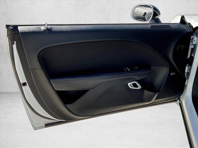 Used 2023 Dodge Challenger SXT RWD image 14