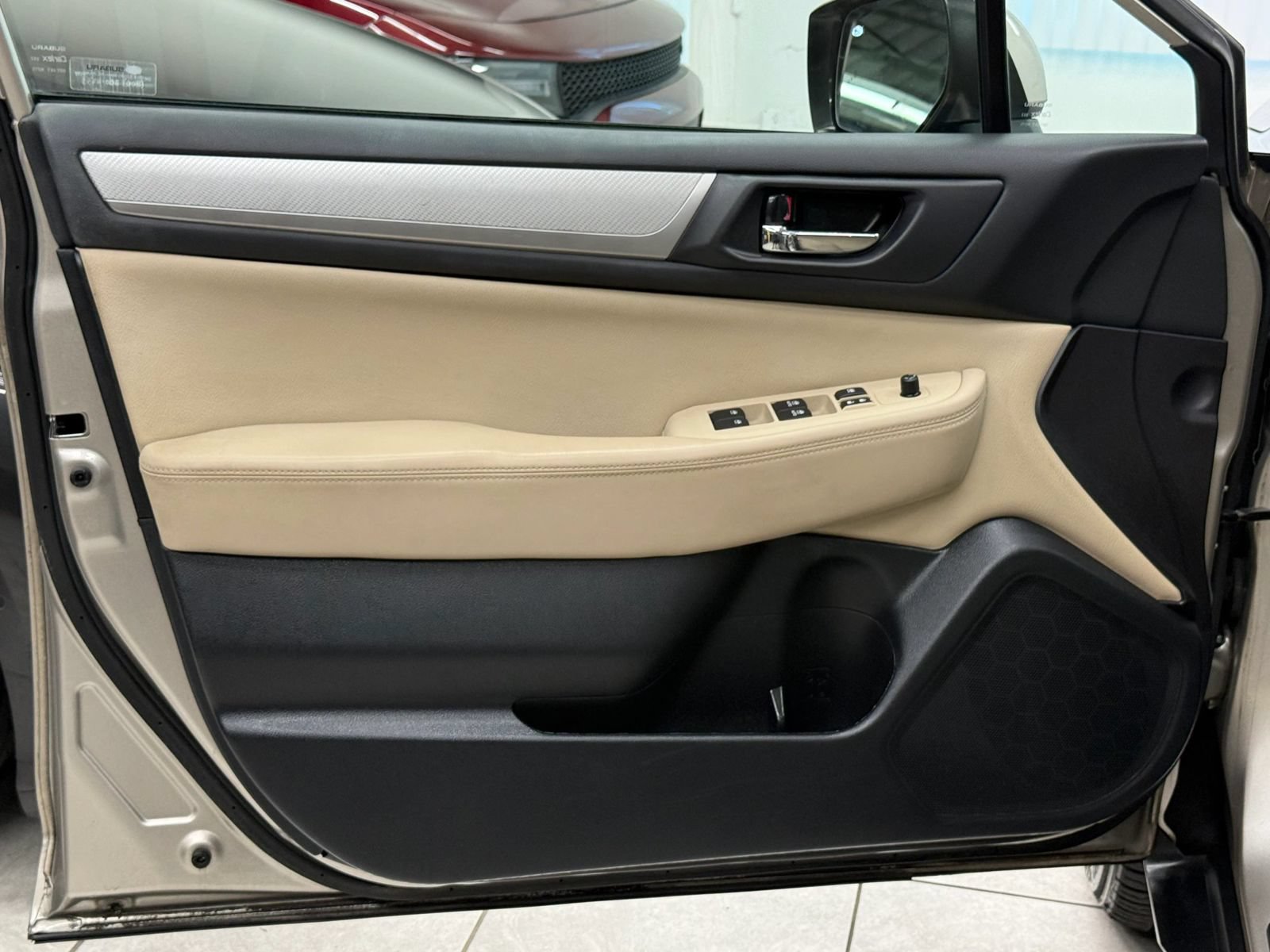 Used 2017 Subaru Outback 2.5i Premium AWD/4WD image 15