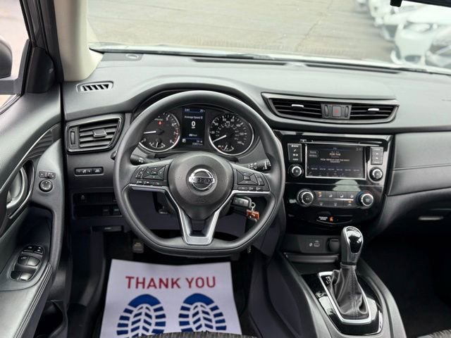 Used 2019 Nissan Rogue S image 5