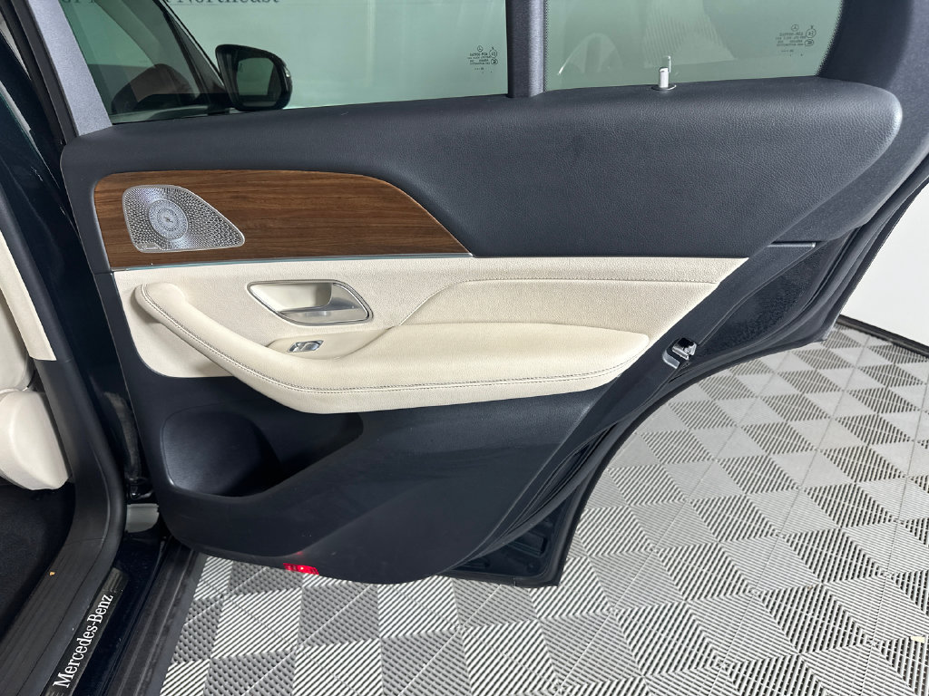Used 2021 Mercedes-Benz GLE 350 image 18
