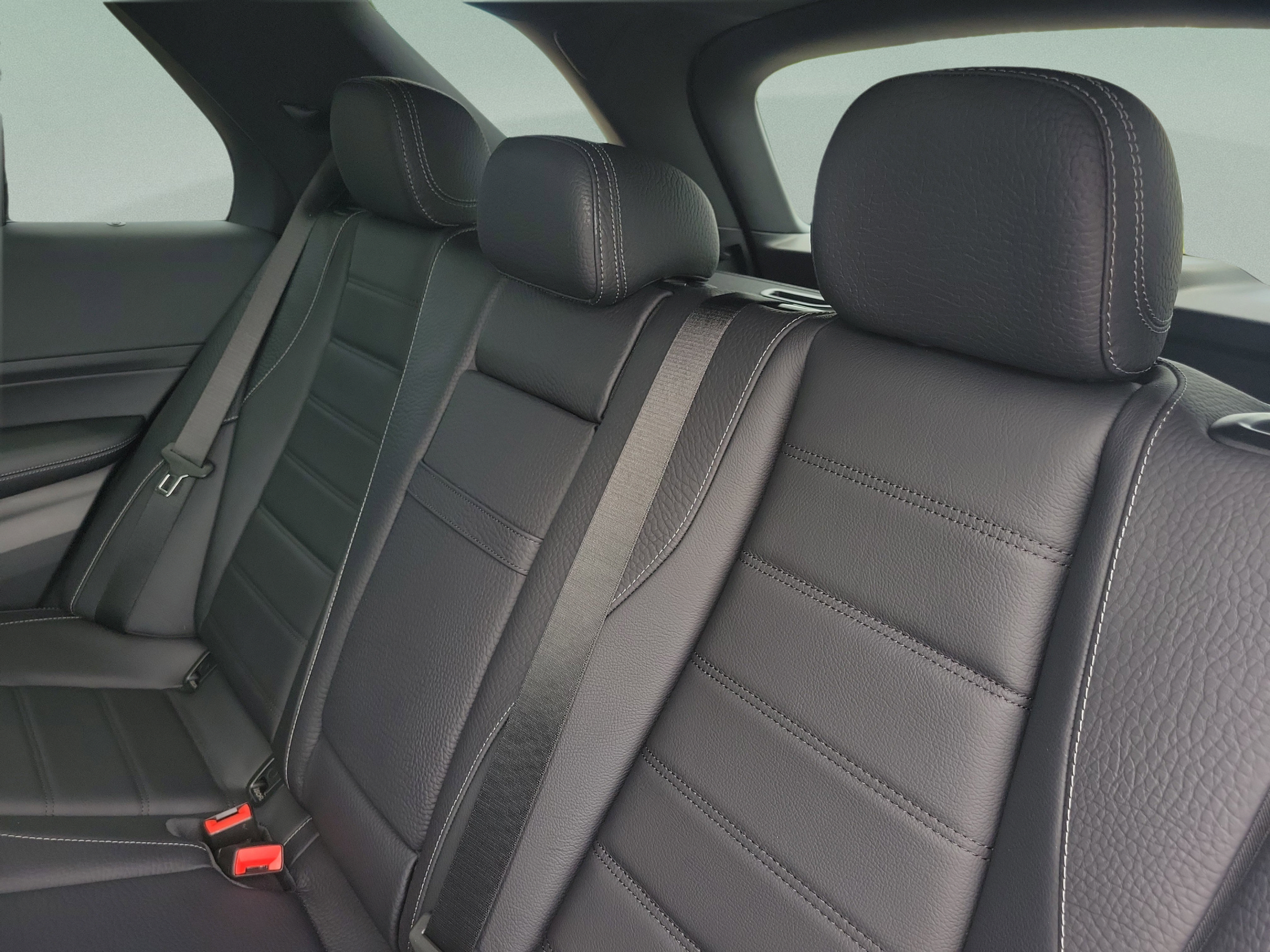 New 2026 Mercedes-Benz GLE 580 4MATIC image 9