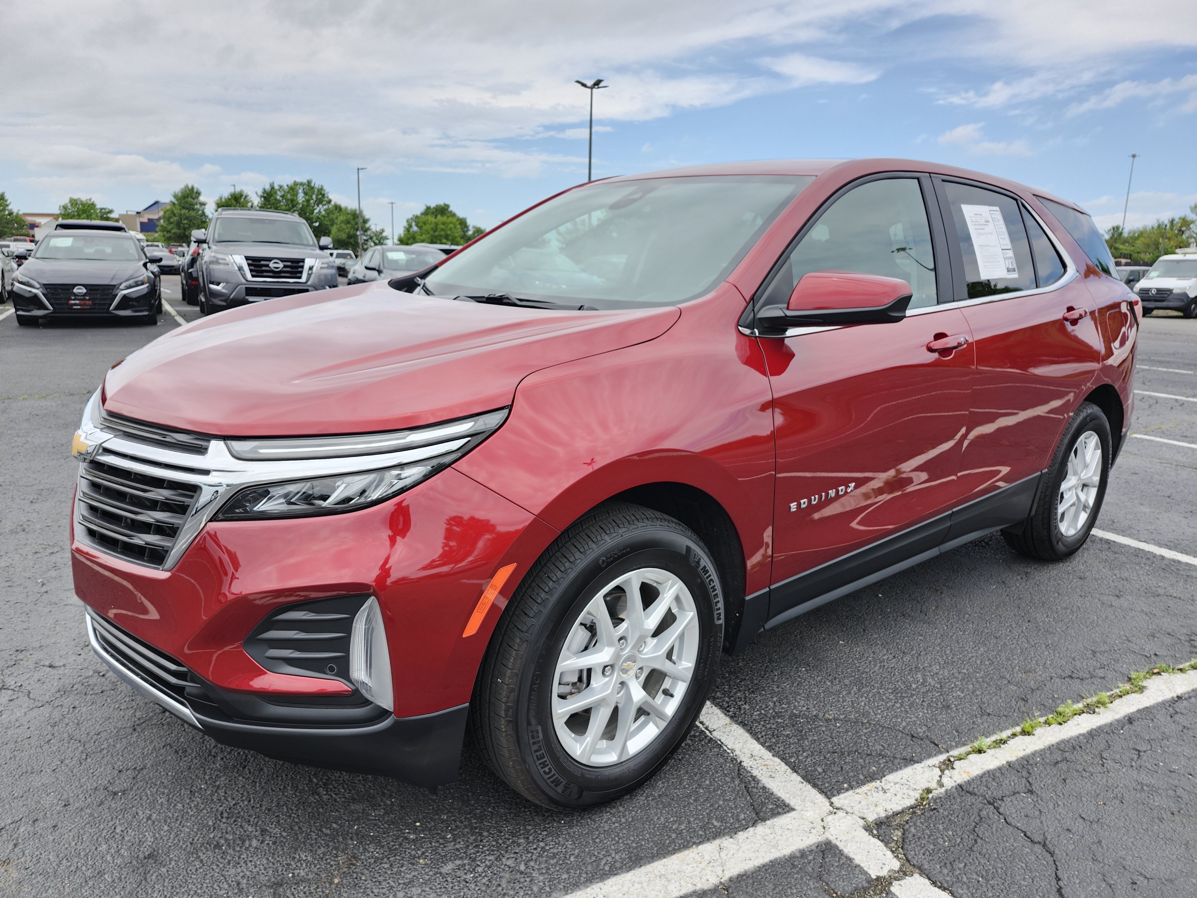 Used 2024 Chevrolet Equinox LT FWD image 13