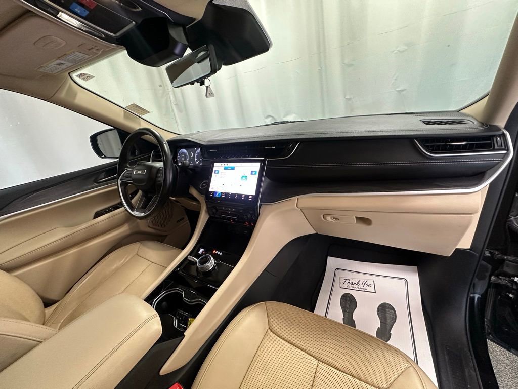 Used 2021 Jeep Grand Cherokee L Limited w/ Luxury Tech Group II image 22