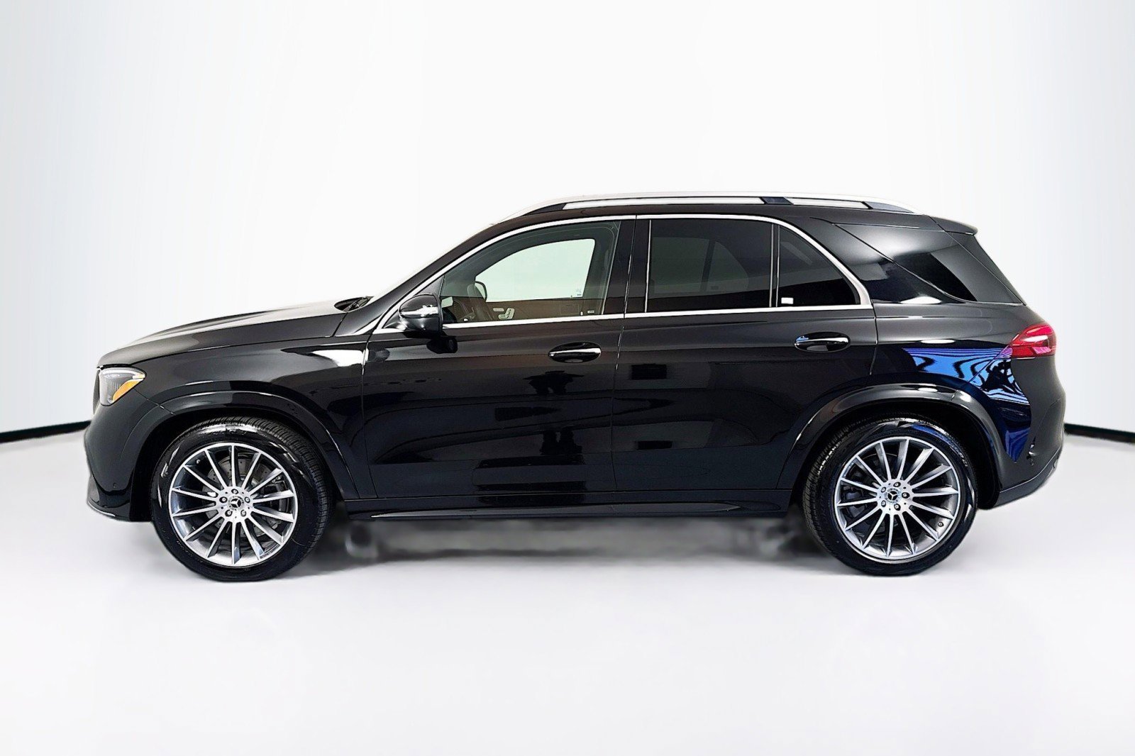 New 2025 Mercedes-Benz GLE 580 4MATIC image 8