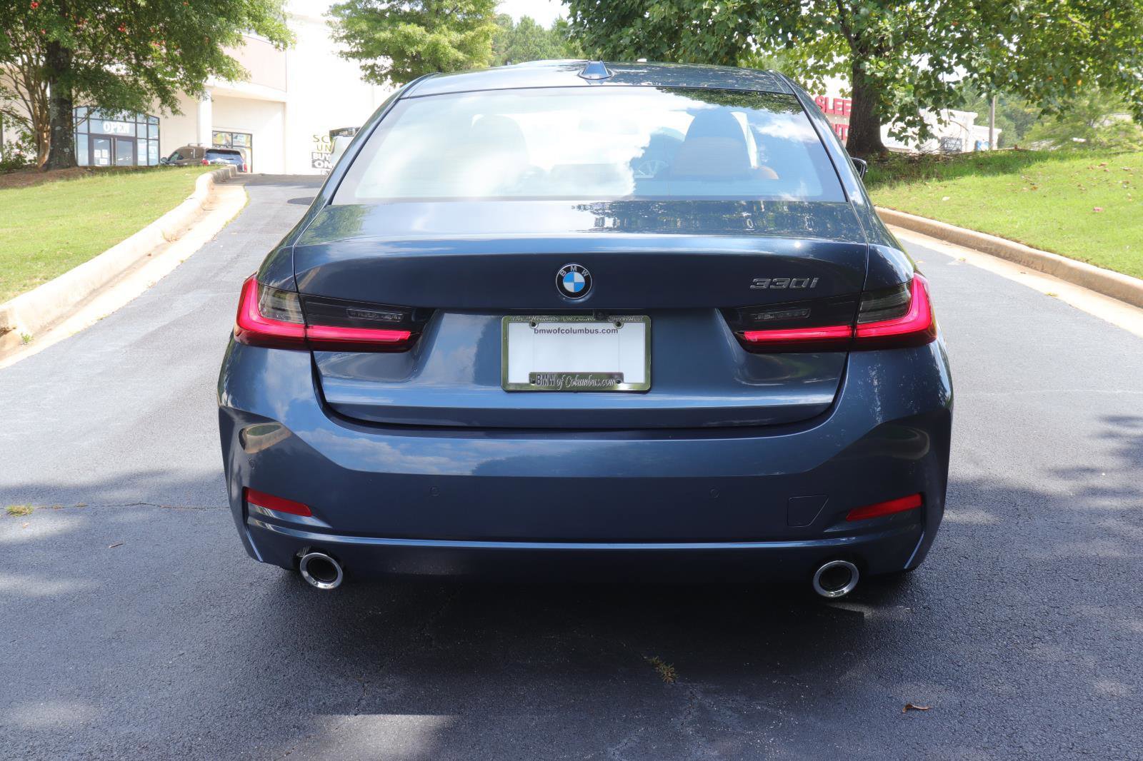 New 2025 BMW 330i Sedan w/ Convenience Package image 7