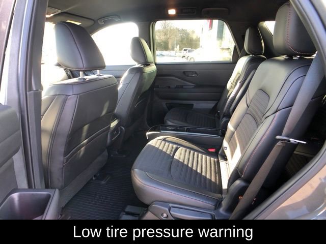 Certified 2025 Nissan Pathfinder Rock Creek image 23