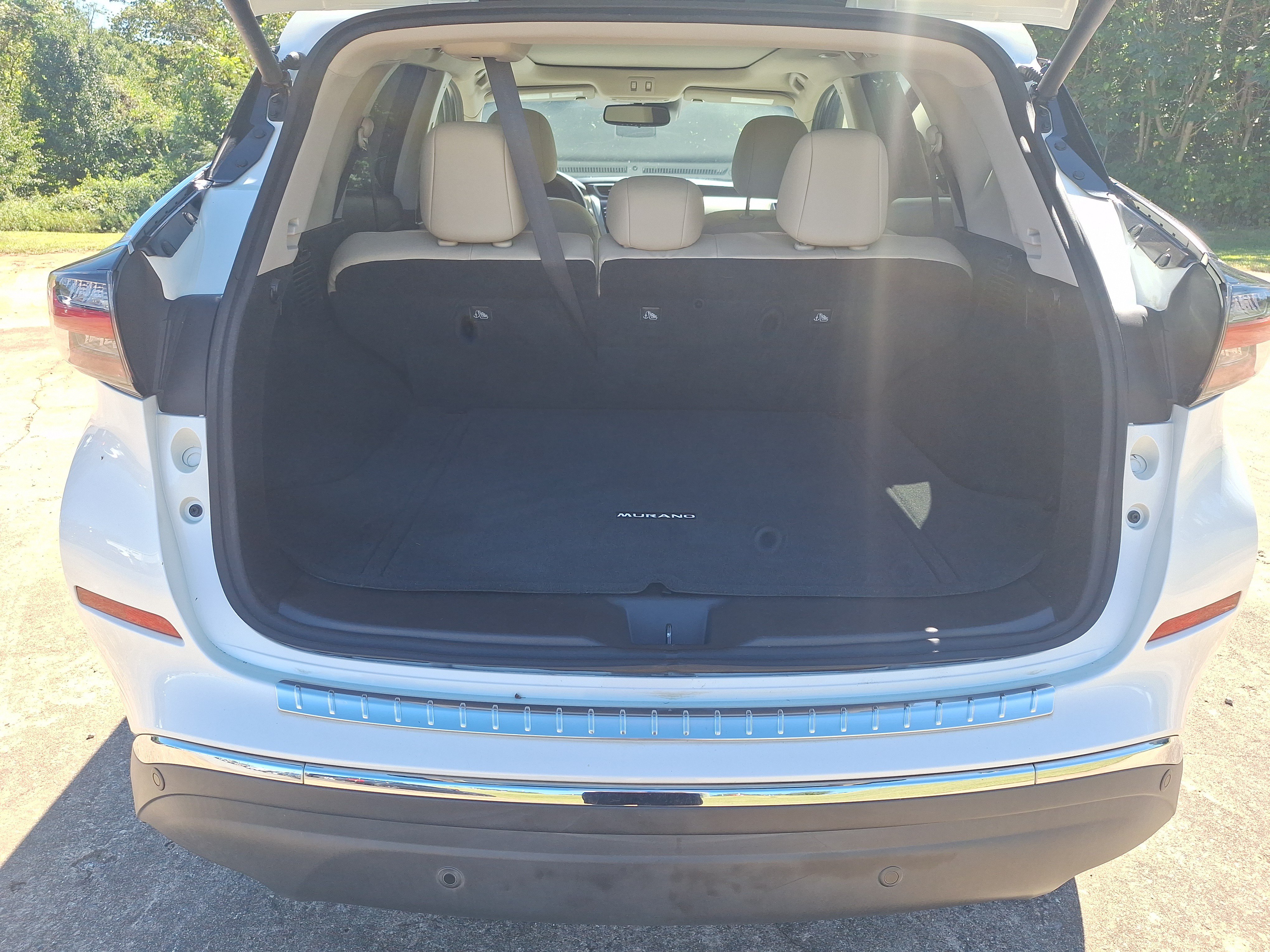 Used 2021 Nissan Murano Platinum w/ Cargo Package FWD image 23