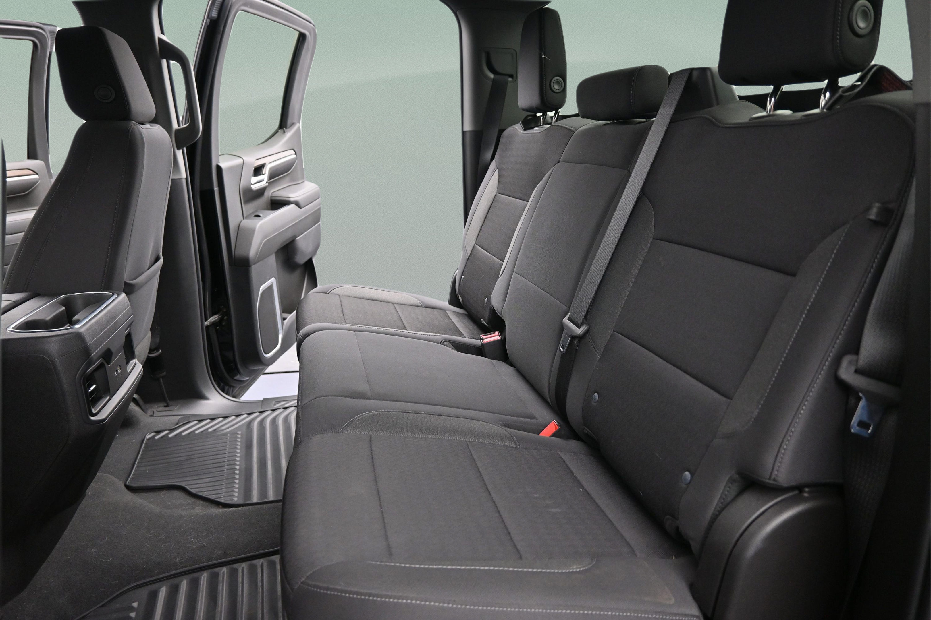 Used 2023 Chevrolet Silverado 1500 LT RWD image 23