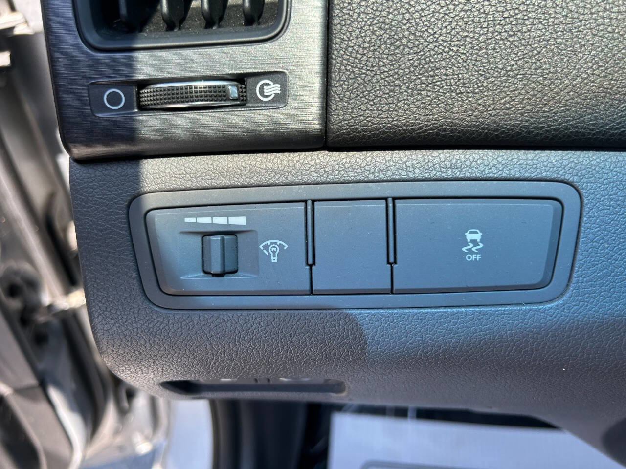 Used 2011 Hyundai Sonata GLS image 19