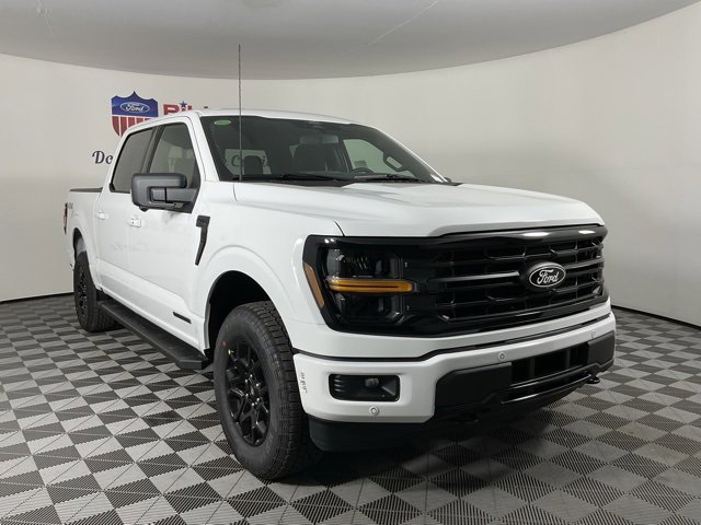 New 2025 Ford F150 XLT w/ Equipment Group 302A MID