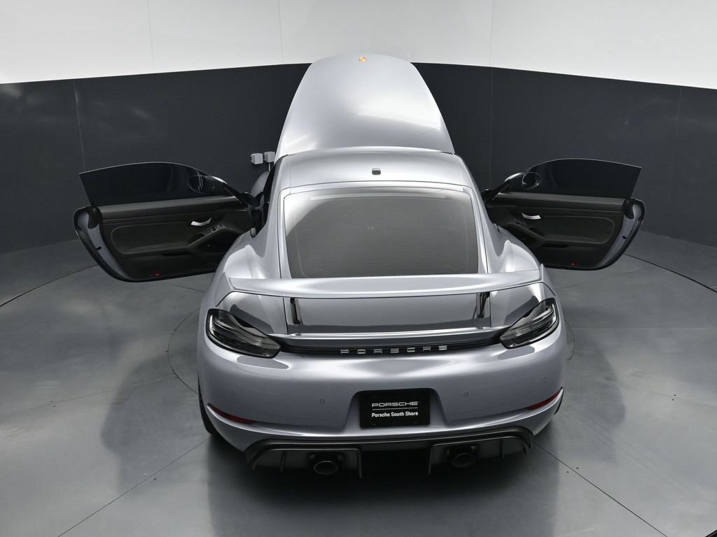 Used 2023 Porsche 718 Cayman GT4 RWD image 31