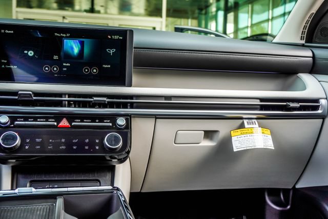 New 2026 Hyundai Tucson Limited AWD/4WD image 19