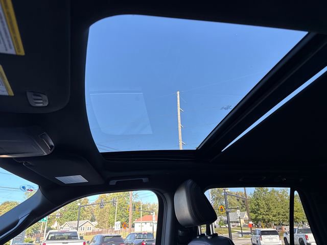 Used 2023 Ford Expedition Timberline image 4