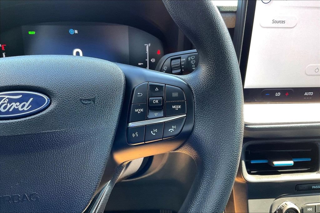 Used 2025 Ford Maverick XLT FWD image 17