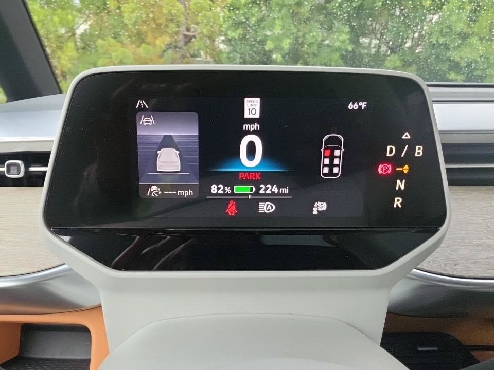 Used 2025 Volkswagen ID. Buzz 1st Edition AWD/4WD image 4