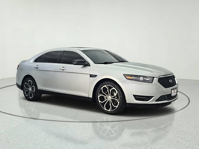 Used 2018 Ford Taurus SHO AWD/4WD image 8