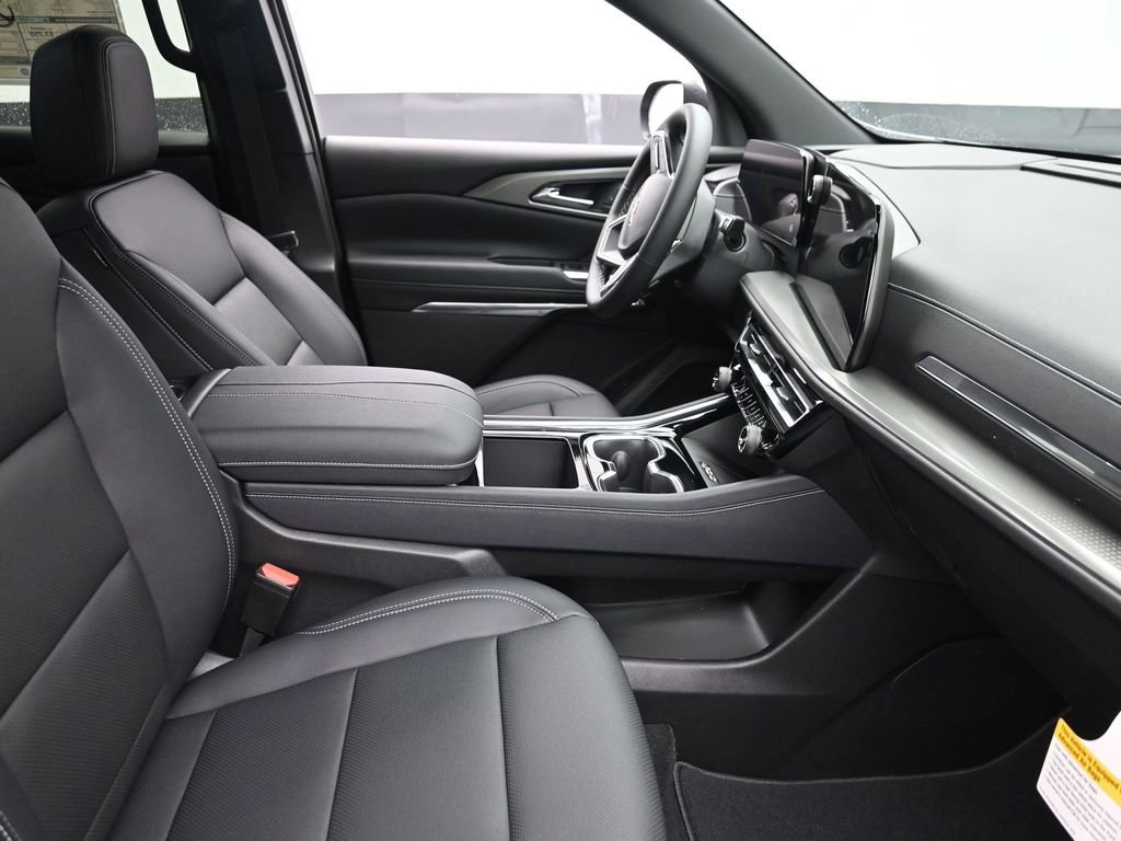 New 2026 Chevrolet Traverse LT image 7