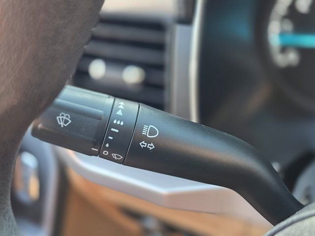 Used 2023 Ford F150 XLT image 35