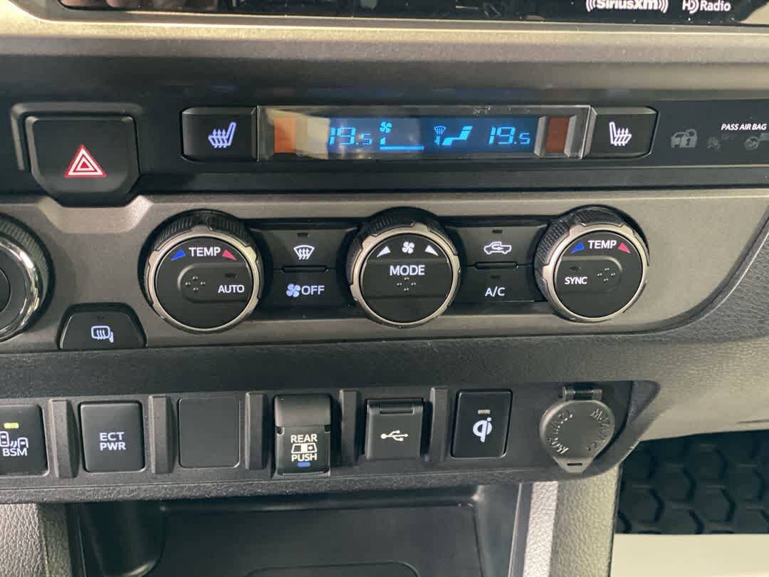Used 2021 Toyota Tacoma TRD Off-Road AWD/4WD image 30