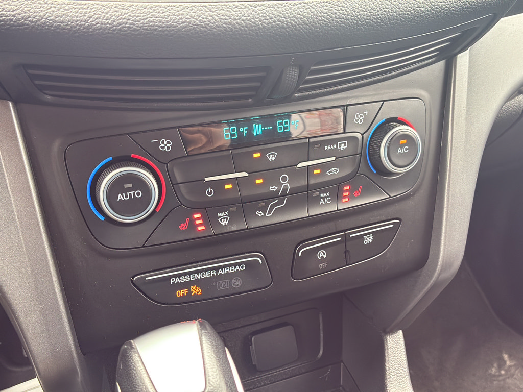 Used 2019 Ford Escape SEL FWD image 29
