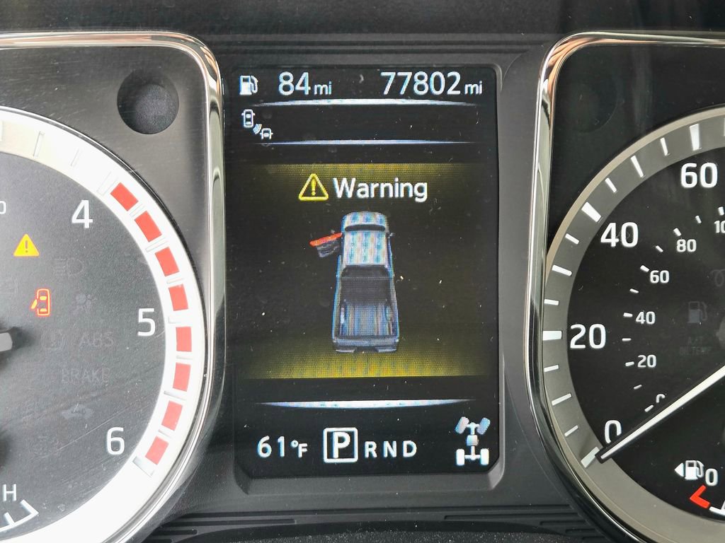 Used 2018 Nissan Titan Platinum Reserve w/ Platinum Utility Package image 14