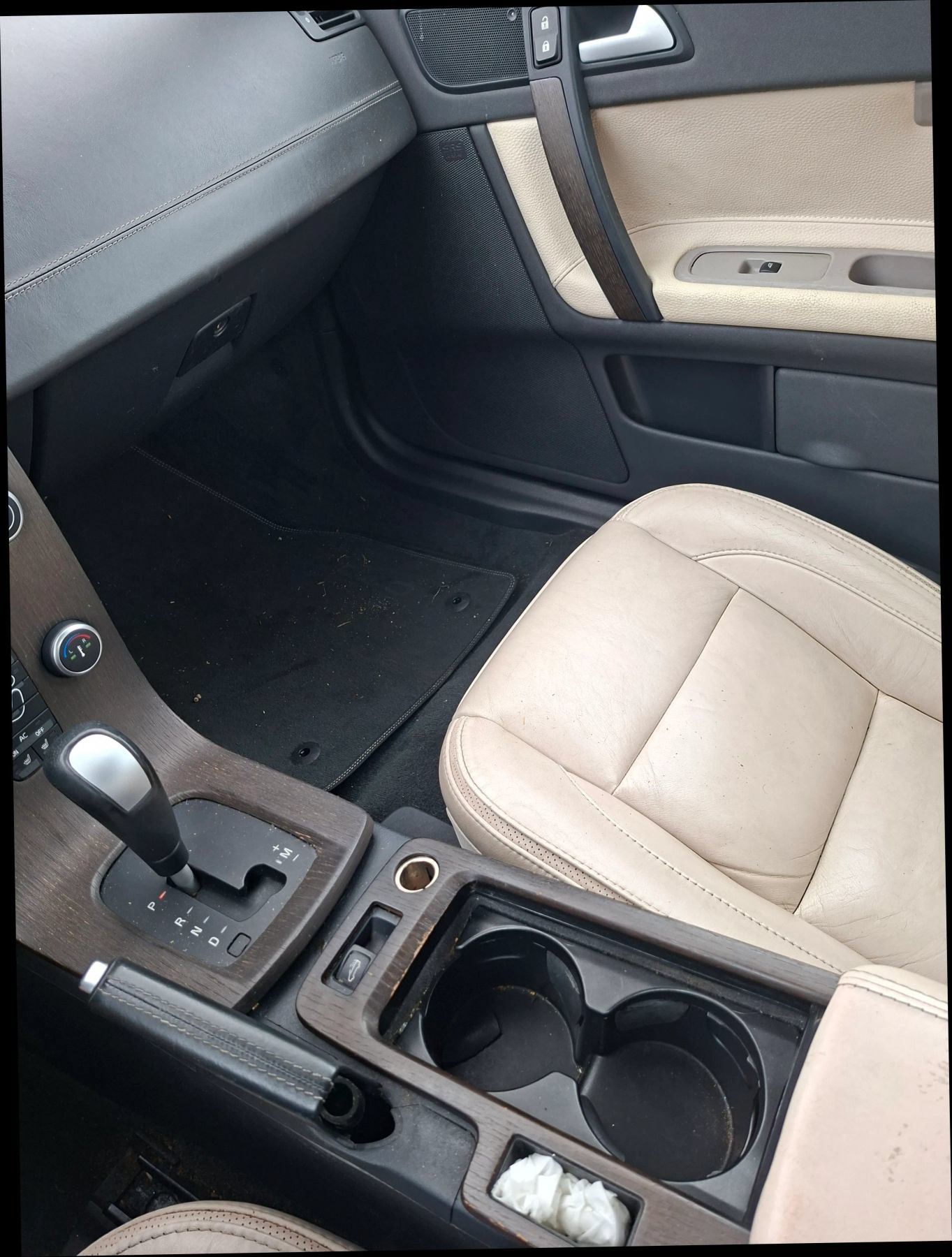 Used 2012 Volvo C70 T5 FWD image 13