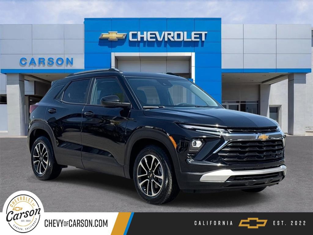 Used 2025 Chevrolet TrailBlazer LT w/ Convenience Package FWD image 1
