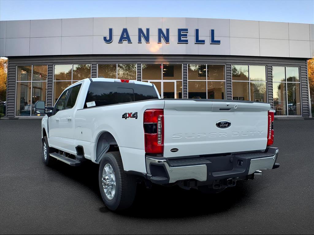 New 2026 Ford F350 XLT image 4