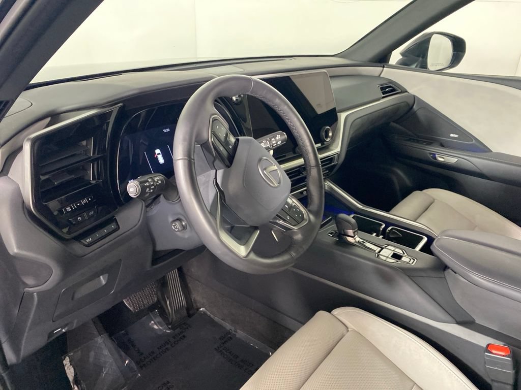 Certified 2026 Lexus TX 350 AWD w/ Technology Package image 12